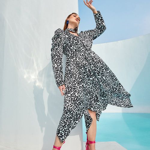 Robe trapèze à léopard asymétrique - SHEIN - Modalova