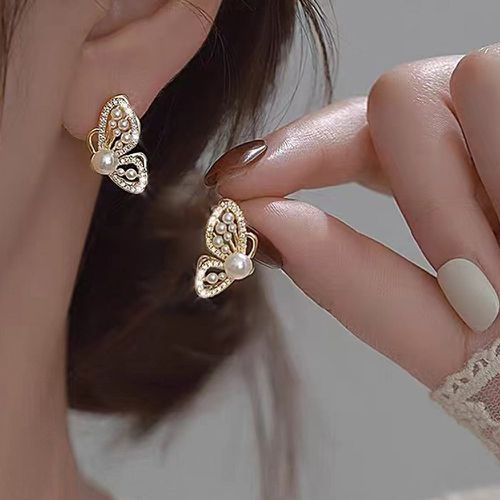 Clous d'oreilles fausse perle à détail papillon - SHEIN - Modalova
