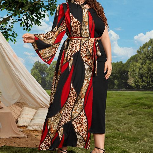 Robe asymétrique à léopard à imprimé baroque - SHEIN - Modalova