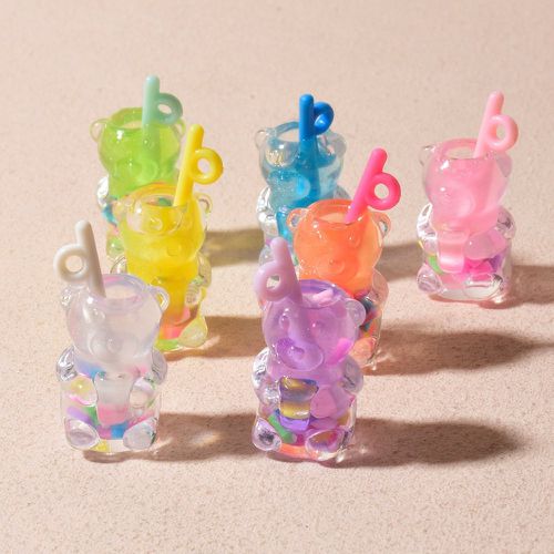 Pièces de couleur aléatoire en forme d'ours verre pendentif - SHEIN - Modalova