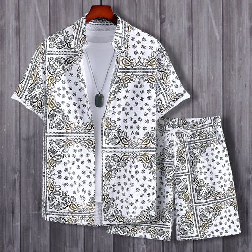Chemise aléatoire à imprimé foulard & Short à cordon(sans t-shirt) - SHEIN - Modalova
