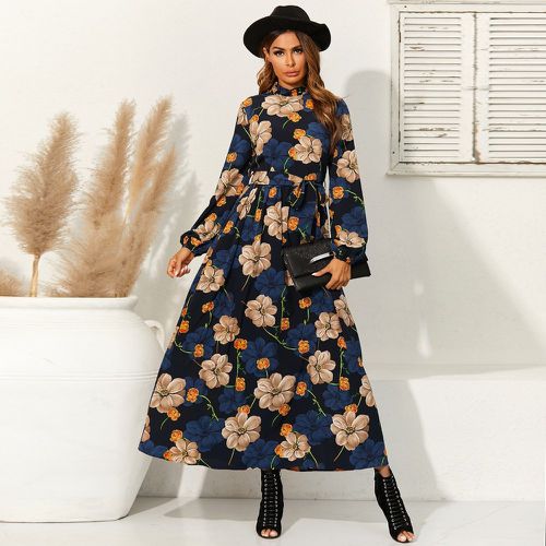 Robe longue à imprimé floral ceinturé - SHEIN - Modalova