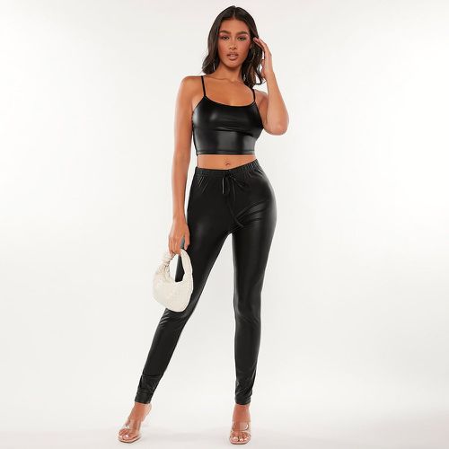 Top à fines brides unicolore court en cuir PU & Legging - SHEIN - Modalova