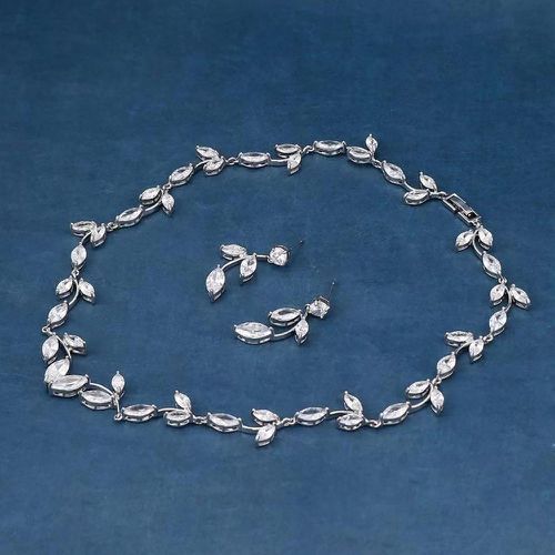 Collier zircone cubique & pendants d'oreilles - SHEIN - Modalova