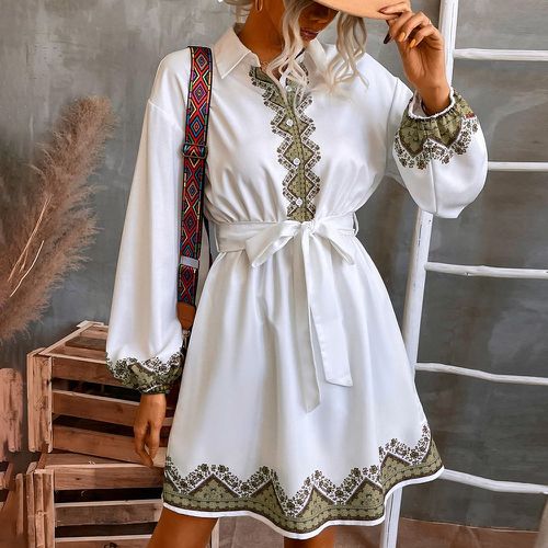 Robe chemise à imprimé floral ceinturée - SHEIN - Modalova