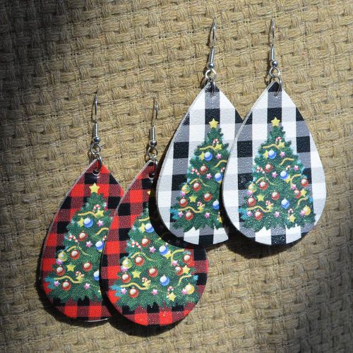 Paires Boucles d'oreilles à design goutte d'eau arbre de Noël motif - SHEIN - Modalova