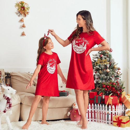 Robe de nuit Noël graphique de slogan - SHEIN - Modalova