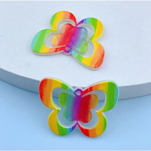 Pièces Pendentif DIY à rayures arc-en-ciel papillon - SHEIN - Modalova