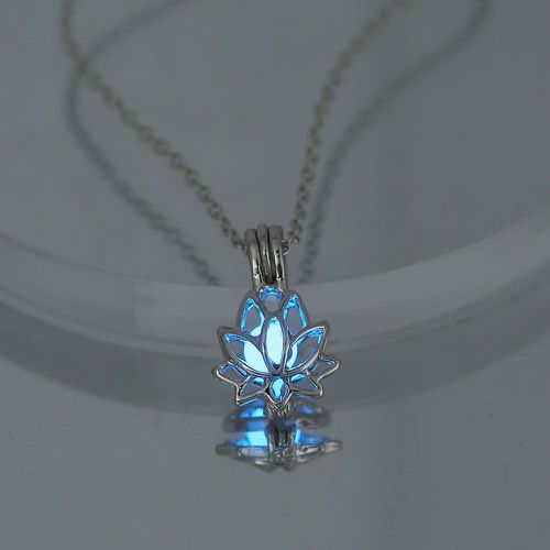 Collier lumineux à pendentif Lotus - SHEIN - Modalova