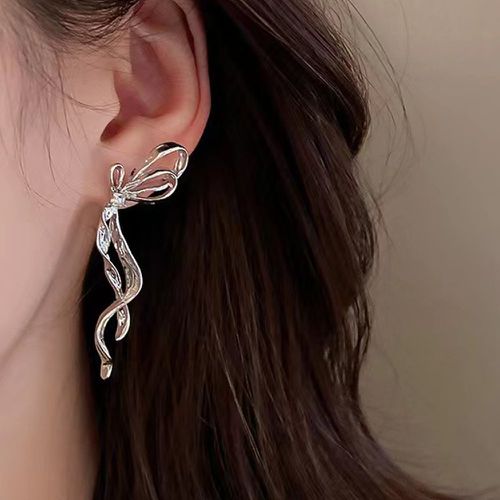 Boucles d'oreilles design nœud - SHEIN - Modalova