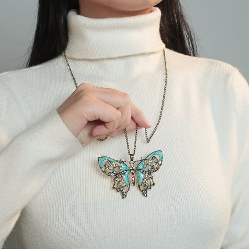 Collier avec strass à breloque papillon - SHEIN - Modalova
