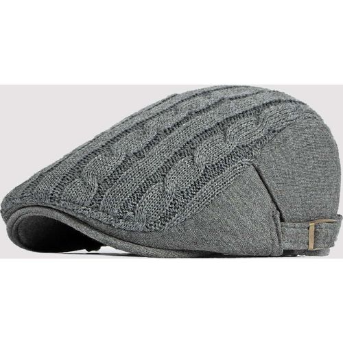 Casquette plate en tricot torsadé - SHEIN - Modalova