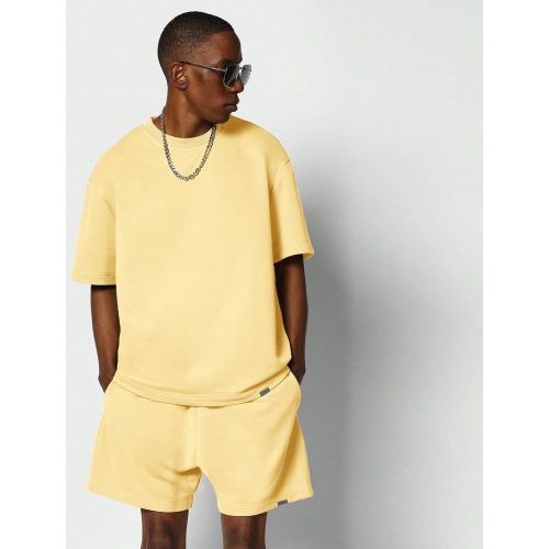 Ensemble coordonné de luxe pour l'été, t-shirt surdimensionné et short assortis. Deux-pièces pour le loisir, la rue, les sports et la détente. I - SHEIN - Modalova