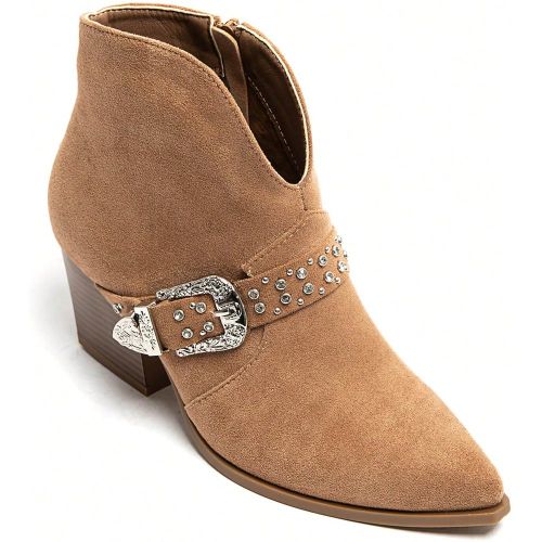 Bottines à talons carrés beiges avec boucle métallique et clous - Élégance western et confort garanti - SHEIN - Modalova