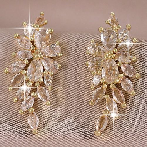 Paire de boucles d'oreilles à tige de feuille décorées de cubic zirconia de luxe à la modes, cadeau de la Saint-Valentin, convient pour un port qu - SHEIN - Modalova