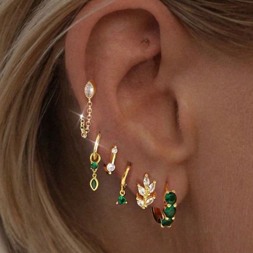 Pièces/set Boucles d'oreilles à tige verte délicate en zircone, un seul côté. Ensemble de boucles d'oreilles minimaliste et élégants, convient - SHEIN - Modalova