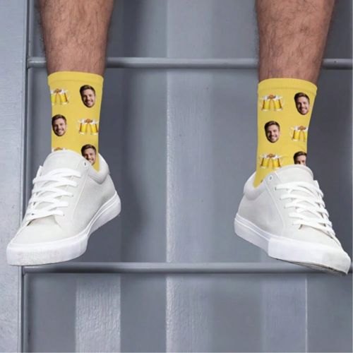 Paire de chaussettes de bière sur mesure (sans talons noirs), chaussettes de couple sur mesure, cadeau de remise des diplômes, chaussettes amusantes - SHEIN - Modalova