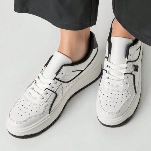 Baskets à plateforme perforées avec détails cloutés - SHEIN - Modalova