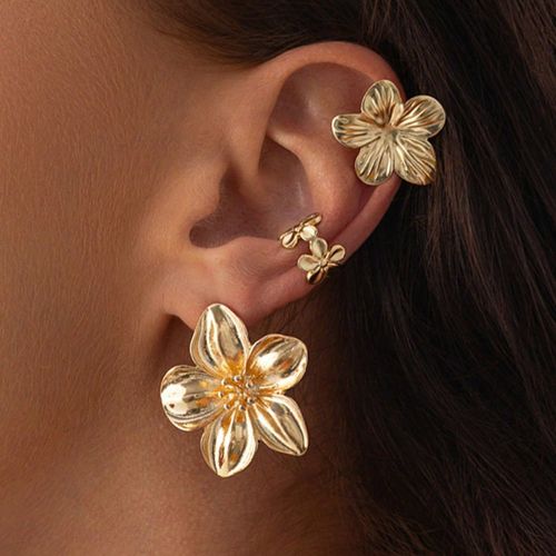Pièces Boucles d'oreilles clip asymétriques en métal avec fleurs et boucles d'oreilles à tige, cadeau de surprises, convient pour les banquets, le - SHEIN - Modalova