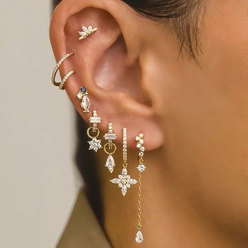 Set de 8 pièces de boucles d'oreilles à clous de zircone de luxe micro-incrustées, boucles d'oreilles et un seul cache-oreille, convient pour les f - SHEIN - Modalova