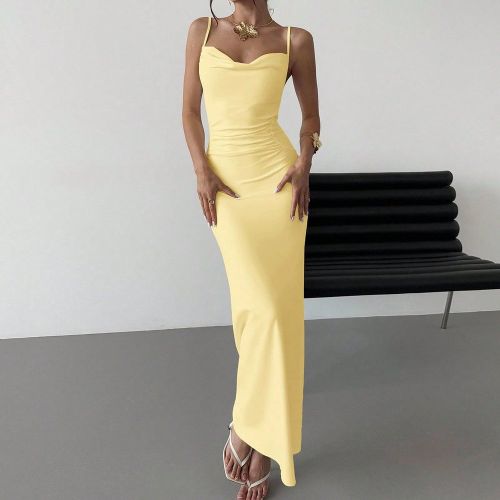 Robe d'étés, nouvelle, simple et élégante pour les vacances et les fêtes. Robe longue droite, polyvalente pour l'extérieur et les voyages, avec - SHEIN - Modalova