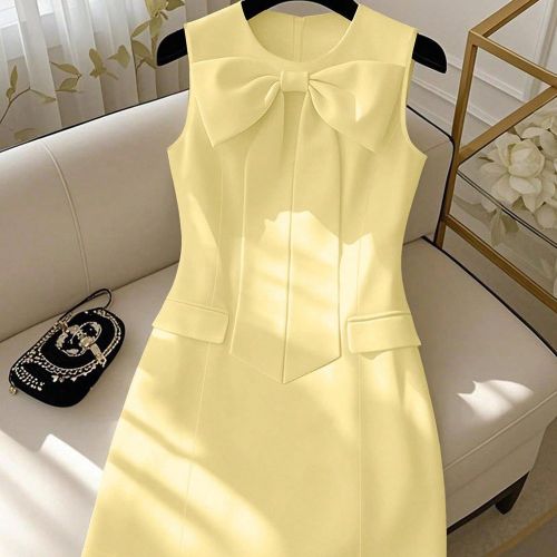 Robe mini élégantes, col rond, taille avec nœud, sans manches - SHEIN - Modalova