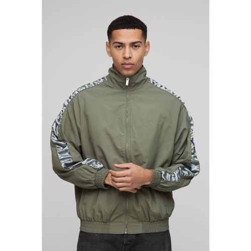 Veste de survêtement satinée à manches froncées - S - Boohooman - Modalova