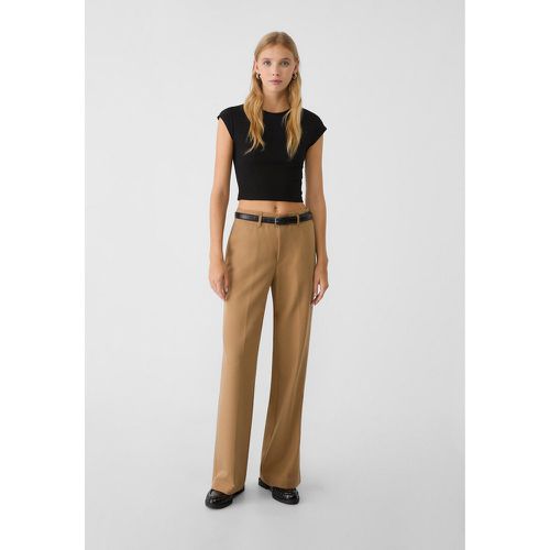 Pantalon fluide droit habillé avec ceinture 32 - Stradivarius - Modalova