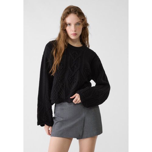 Pull en maille ajourée tressée XS - Stradivarius - Modalova