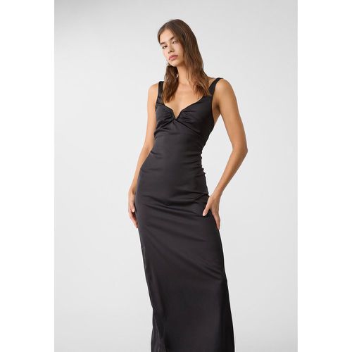 Robe midi satinée décolleté en V XS - Stradivarius - Modalova