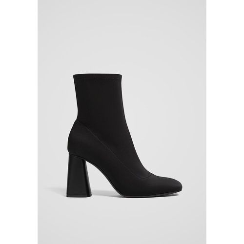 Bottines à talon effet néoprène 35 - Stradivarius - Modalova