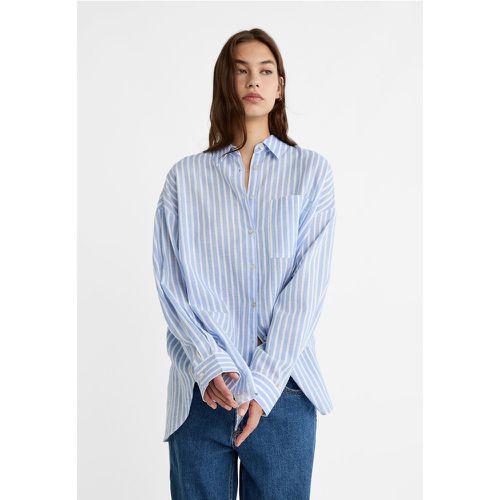 Chemise oversize avec poche L - Stradivarius - Modalova