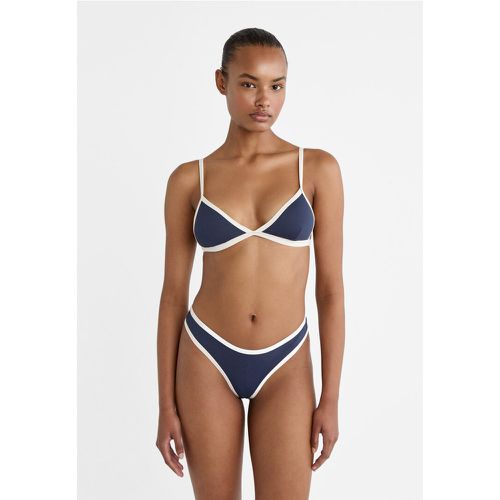 Haut de bikini triangle contrastant XS - Stradivarius - Modalova