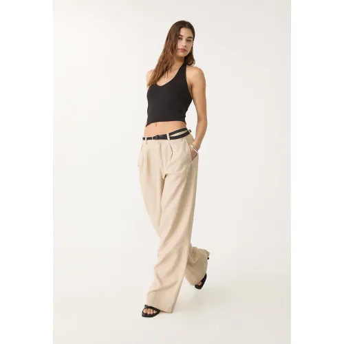 Pantalon en lin avec ceinture 32 - Stradivarius - Modalova