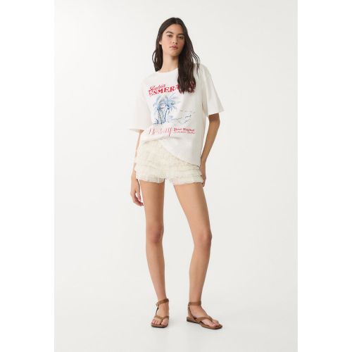 Shorts à volants en dentelle Écru XS - Stradivarius - Modalova
