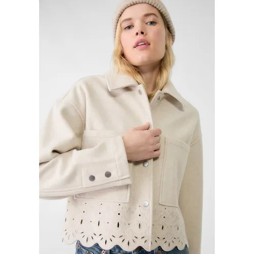 Blouson court soft brodé Écru XS - Stradivarius - Modalova