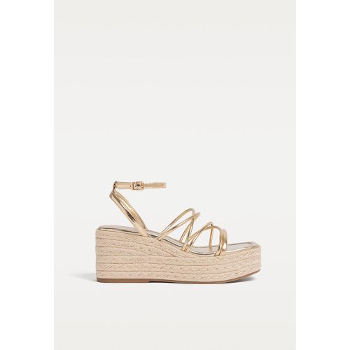 Chaussures compensées en jute 35 - Stradivarius - Modalova