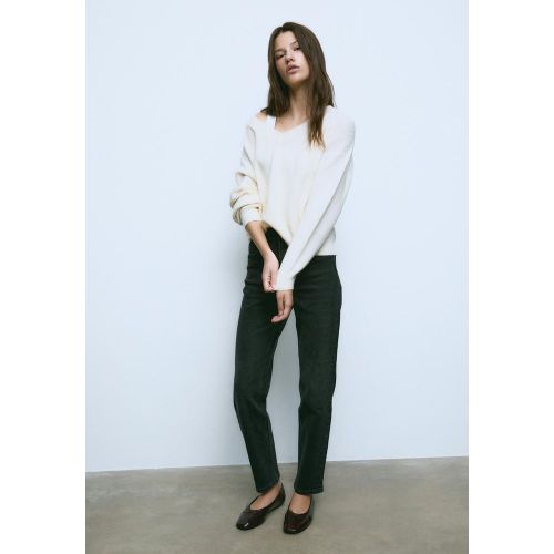 Jersey cuello pico enfeltrado XS - Stradivarius - Modalova
