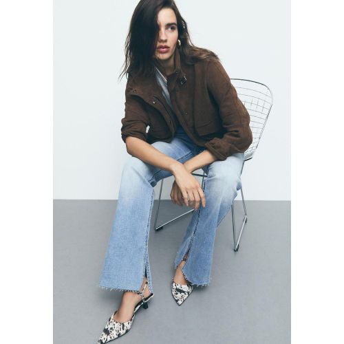 D74 Jean flare split DENIM BLEU MOYEN DÉLAVÉ 32 - Stradivarius - Modalova