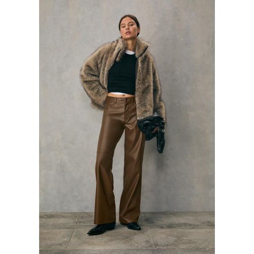 Pantalon droit similicuir 32 - Stradivarius - Modalova