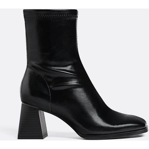 Bottines à talon midi élastiquées 35 - Stradivarius - Modalova