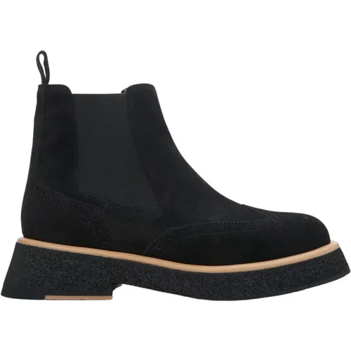 Shoes > Boots > Chelsea Boots - - Estro - Modalova