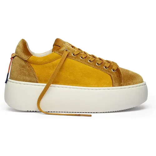 Shoes > Sneakers - - Barracuda - Modalova