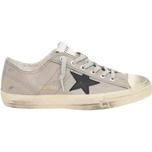 Shoes > Sneakers - - Golden Goose - Modalova