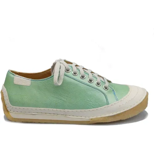Clarks - Shoes > Sneakers - Green - Clarks - Modalova