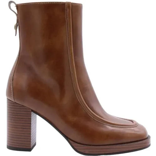 Shoes > Boots > Heeled Boots - - Nerogiardini - Modalova