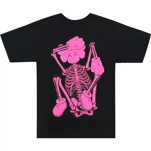 Kaws - Tops > T-Shirts - Black - Kaws - Modalova