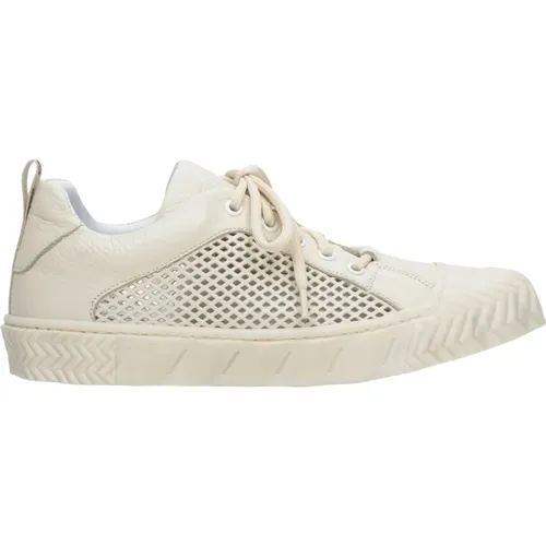 Estro - Shoes > Sneakers - Beige - Estro - Modalova