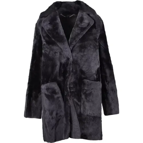 Jackets > Faux Fur & Shearling Jackets - - Kiton - Modalova