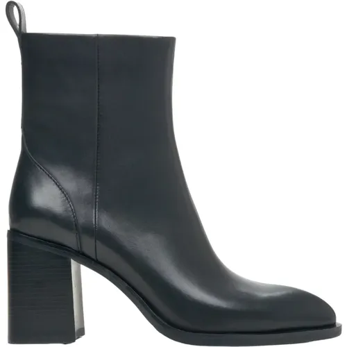 Shoes > Boots > Heeled Boots - - Estro - Modalova